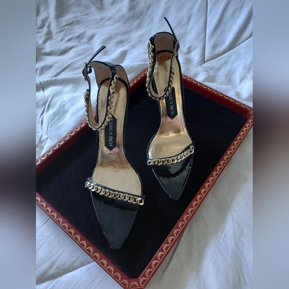 Jessica Rich Racy Black/Gold Chain High Heel Open-Toe Sandal Size